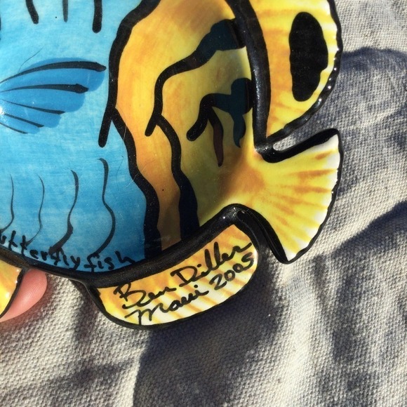 Art pottery ceramic threadfin butterflyfish trinket dish blue yellow signed fish - Picture 2 of 10